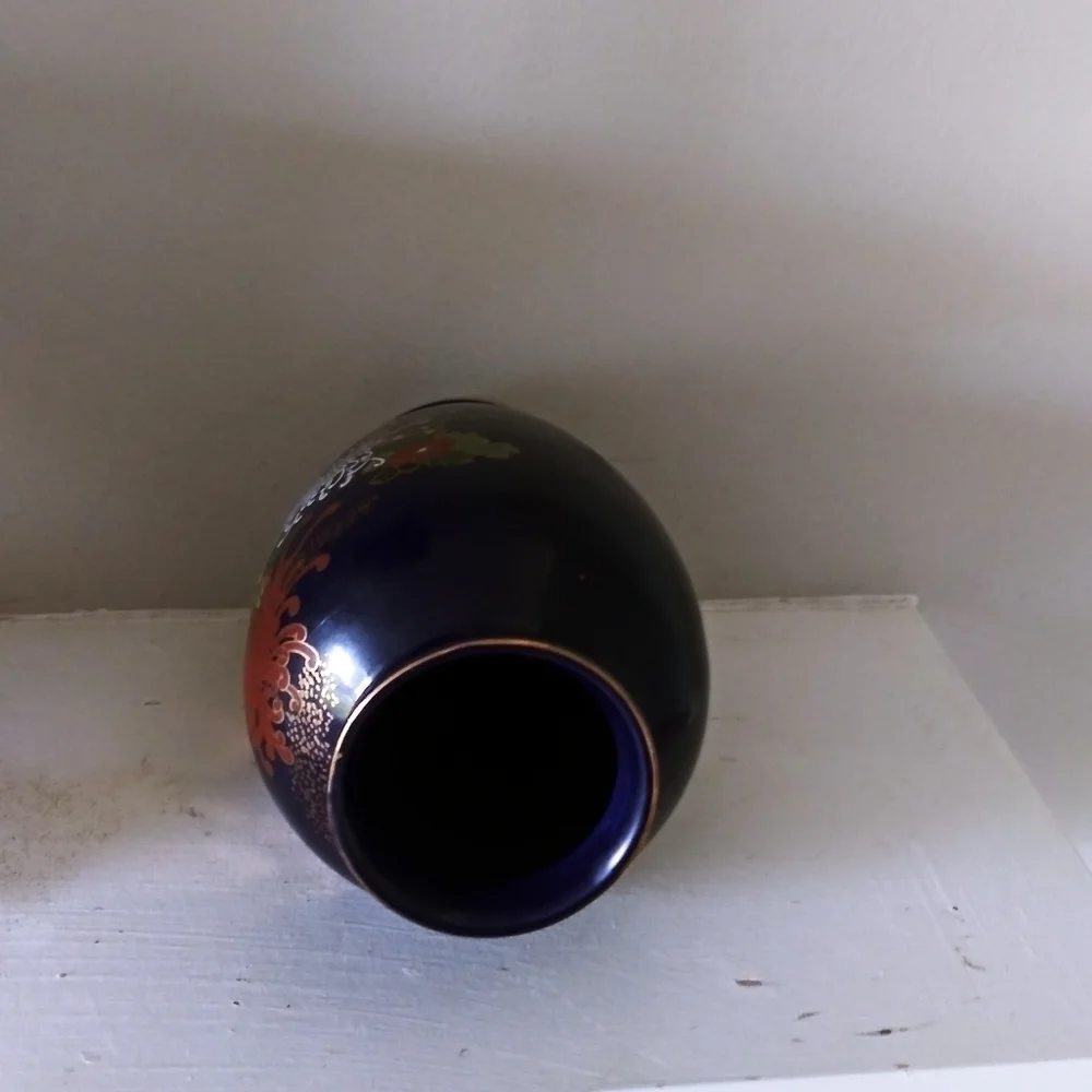 Cobalt‎ blue floral vase silver company Nagoya